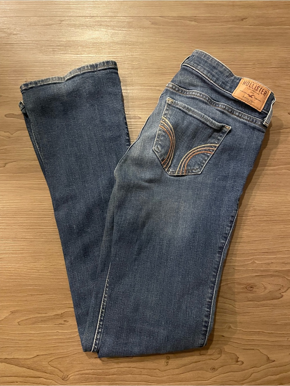 Hollister Women's Dark Blue Flare Jeans